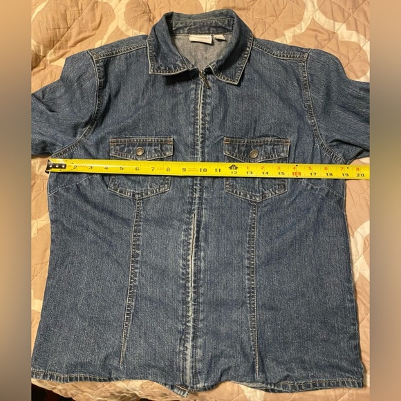 Sonoma Jean Co. Blue Denim Shirt Jacket size Medium - Picture 5 of 6